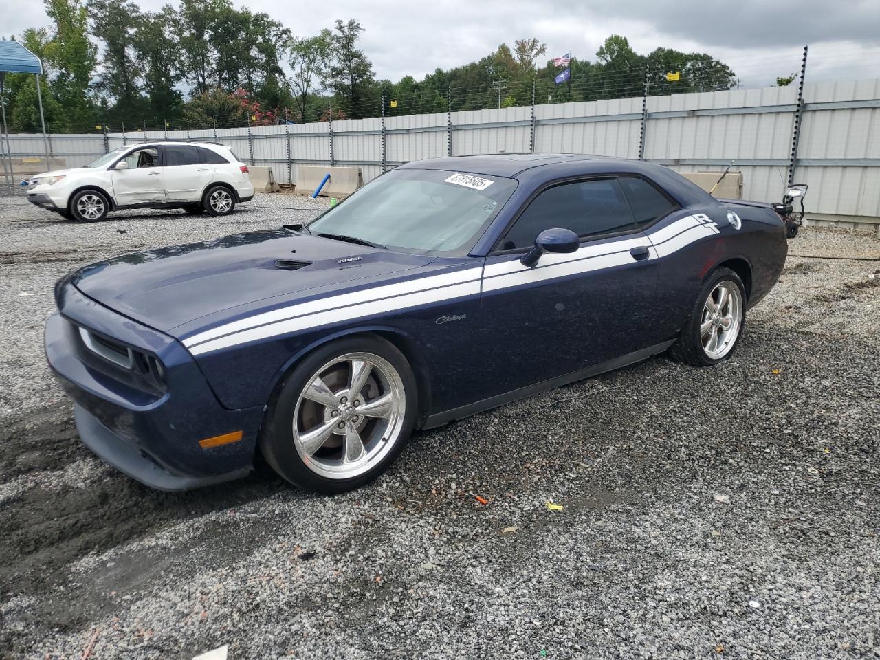 DODGE CHALLENGER 2013