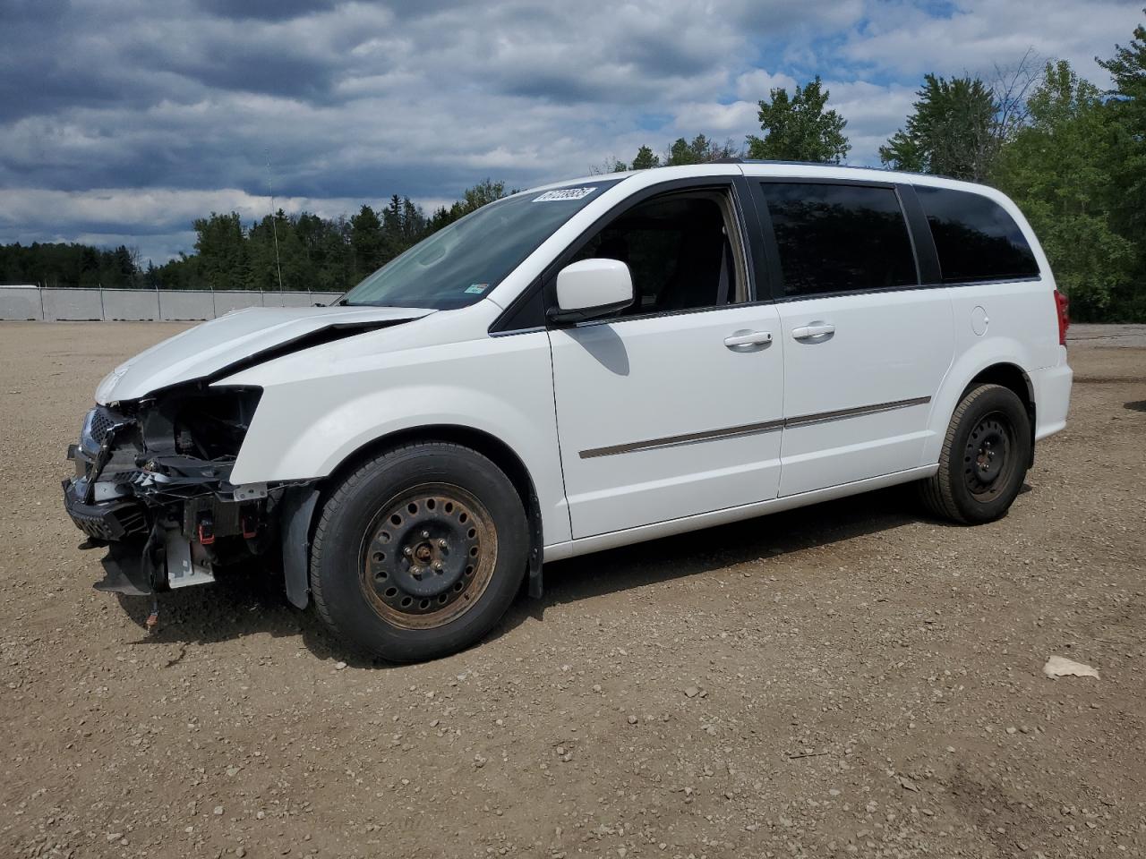 DODGE GRAND CARAVAN CREW 2015