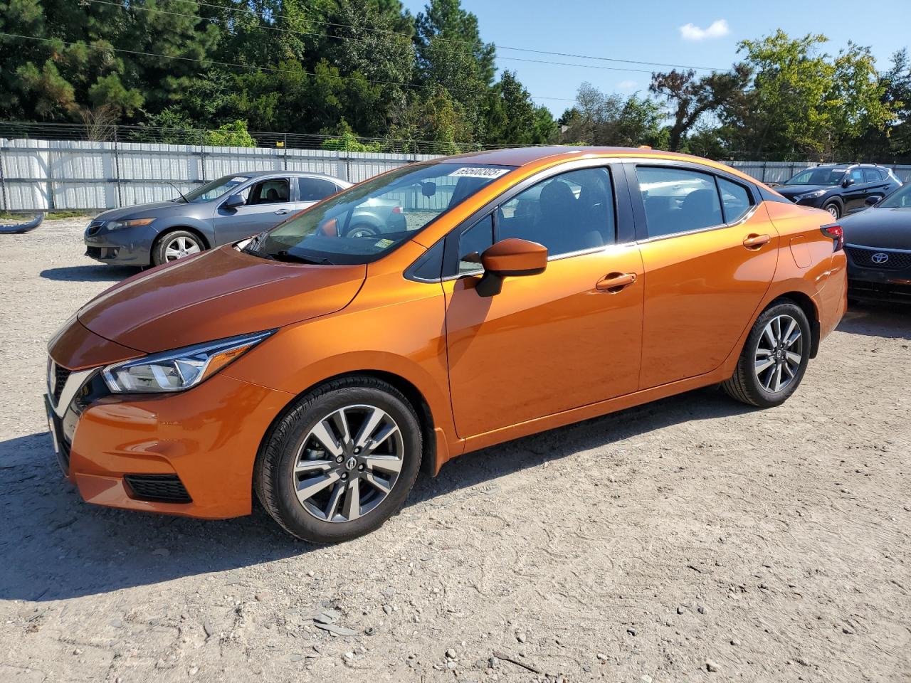 NISSAN VERSA SV 2022
