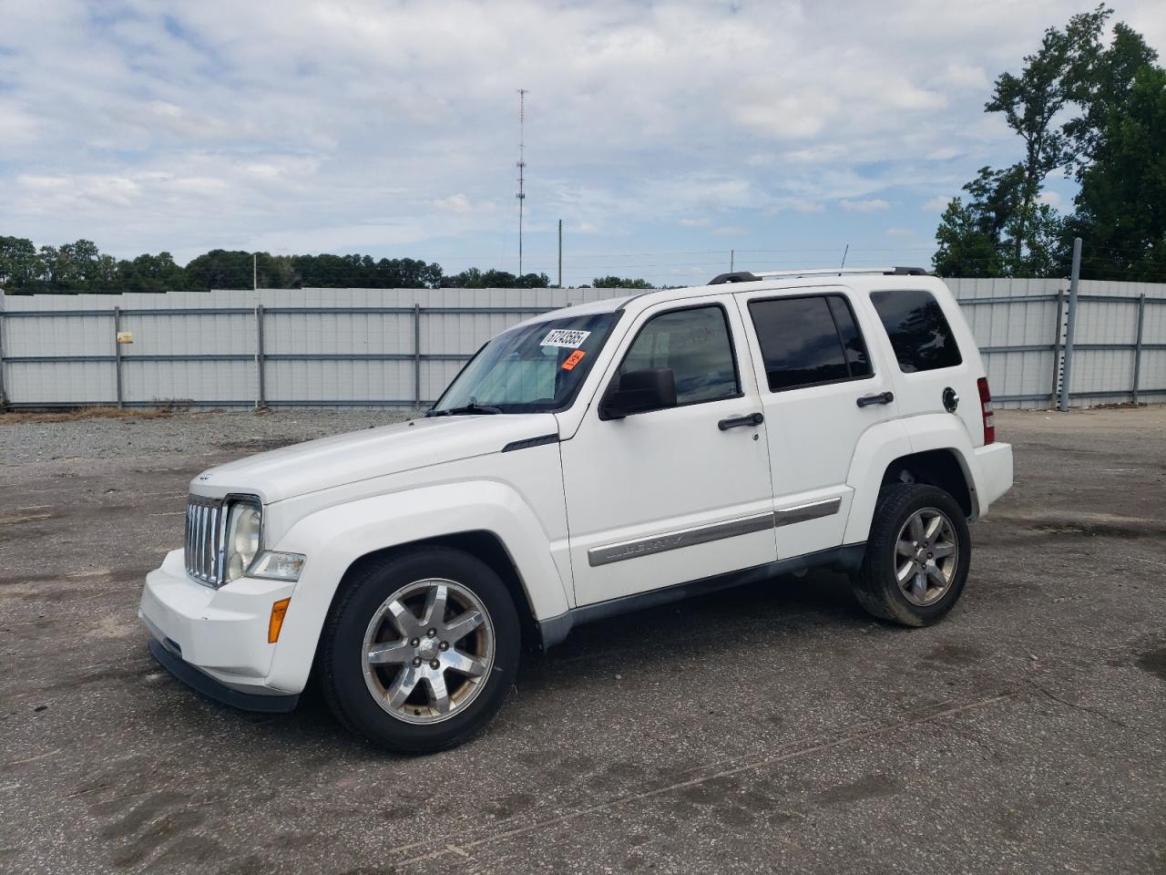 JEEP LIBERTY LI 2011