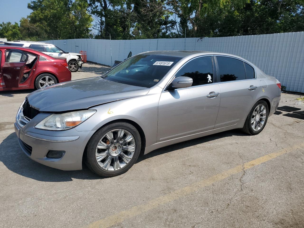HYUNDAI GENESIS 3. 2009