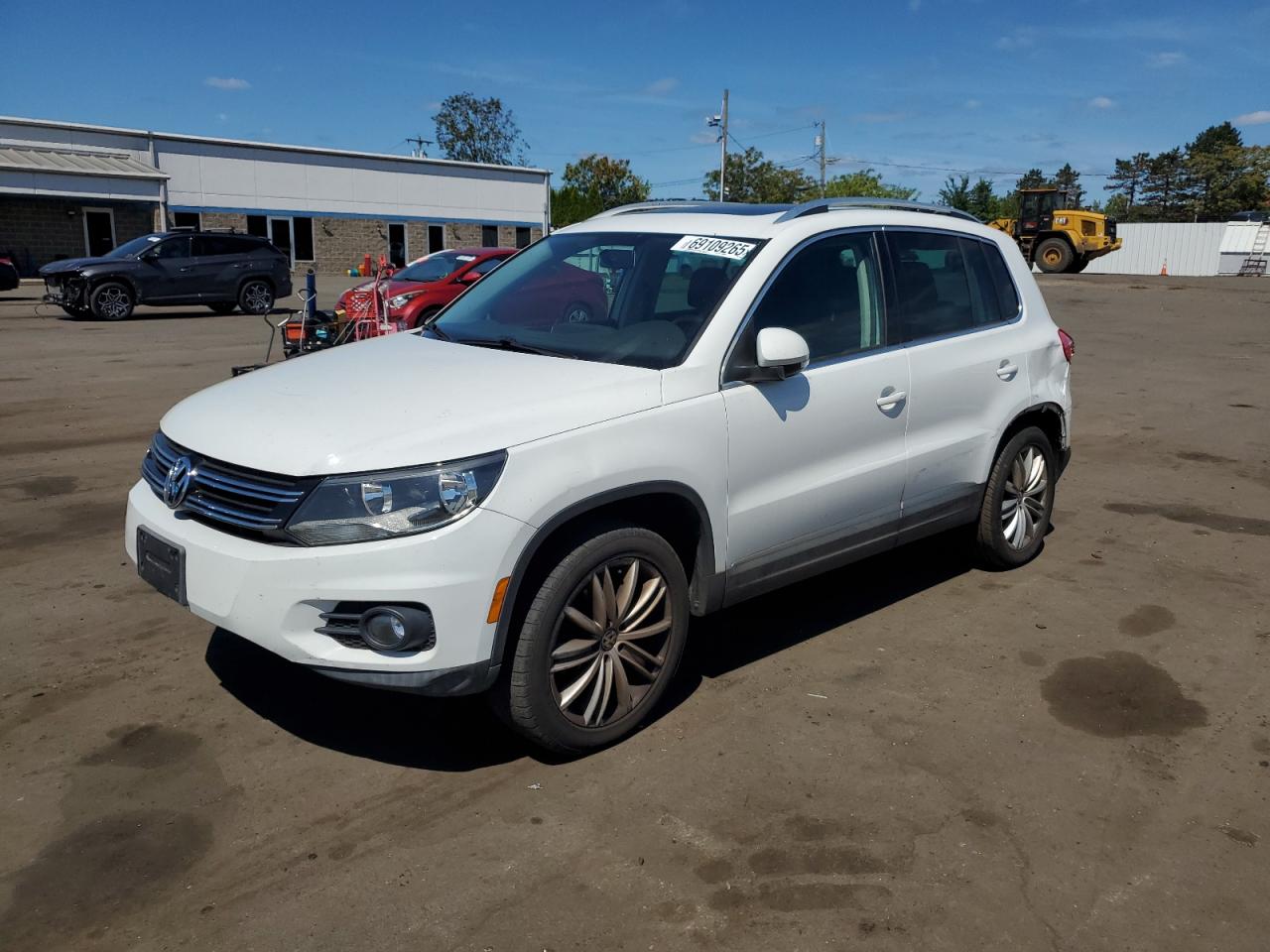 VOLKSWAGEN TIGUAN S 2014