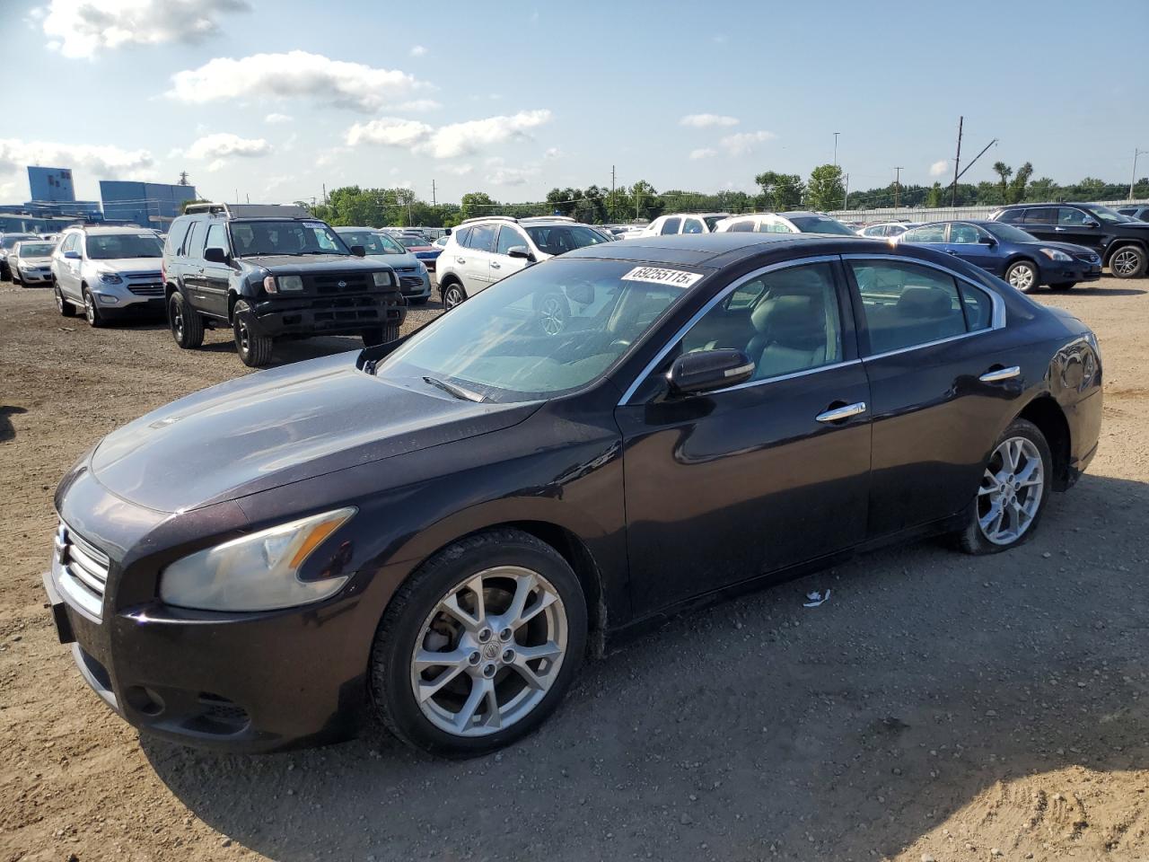 NISSAN MAXIMA 2012