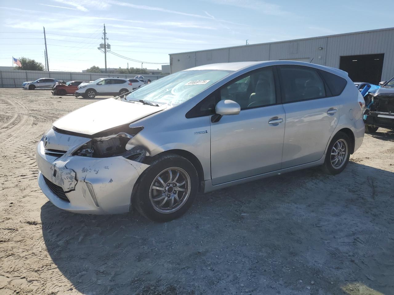 TOYOTA PRIUS V 2014
