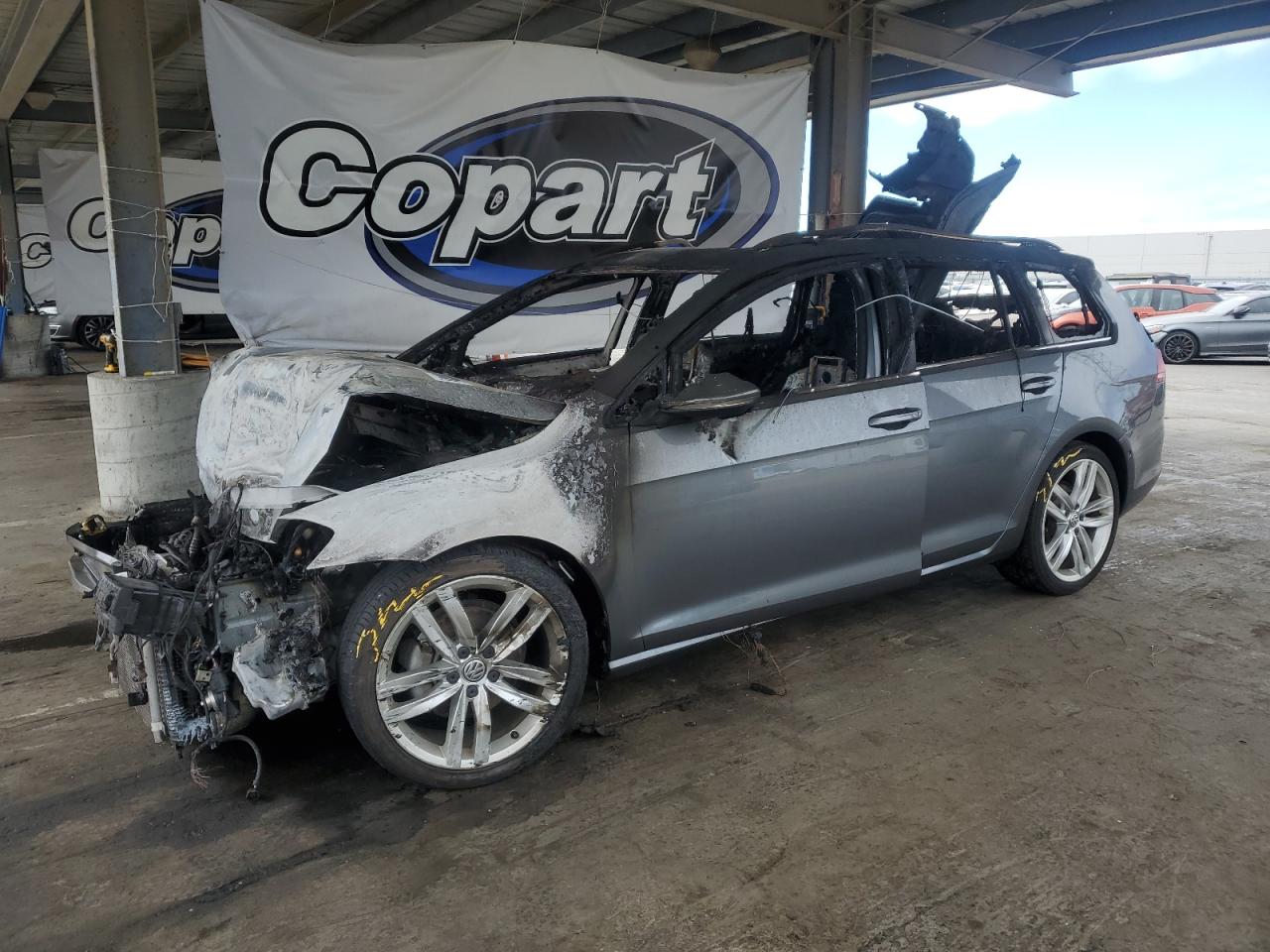 VOLKSWAGEN GOLF SPORTWAGEN S 2016