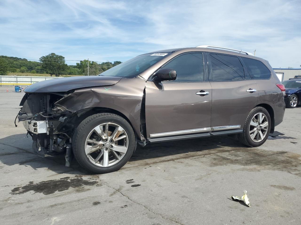 NISSAN PATHFINDER 2015