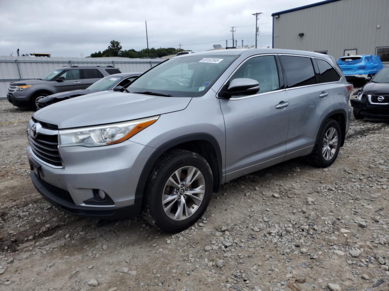 TOYOTA HIGHLANDER 2016