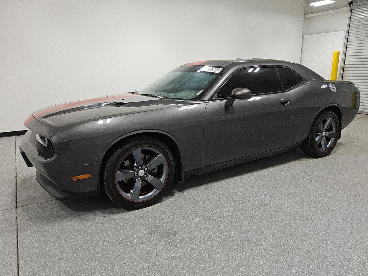 DODGE CHALLENGER SXT 2013