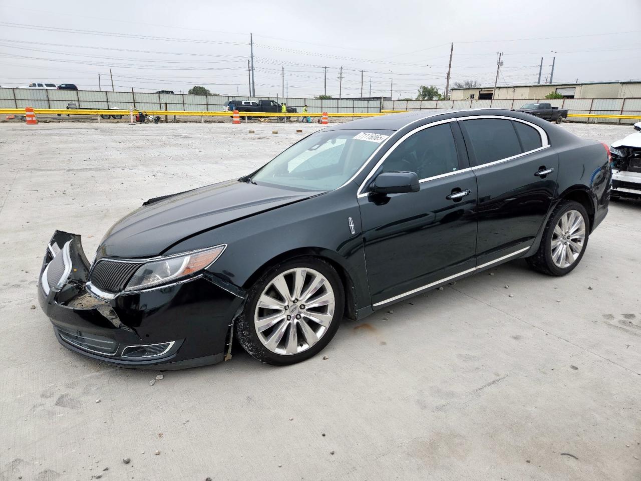 LINCOLN MKS 2013