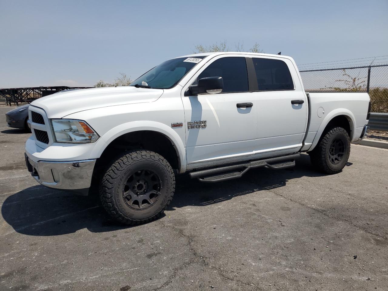 RAM 1500 SLT 2015