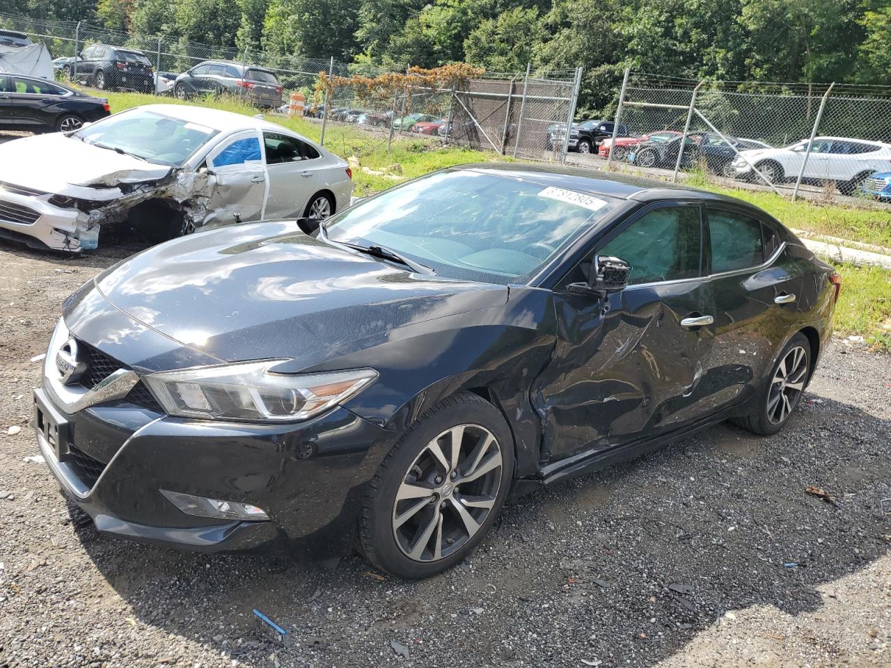 NISSAN MAXIMA 2017