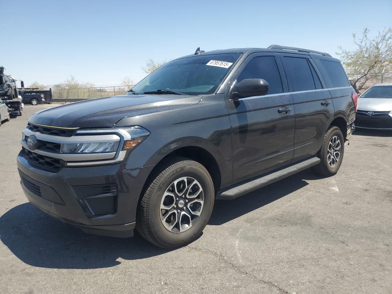 FORD EXPEDITION 2022