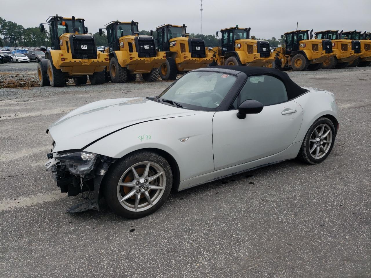 MAZDA MX-5 MIATA 2017