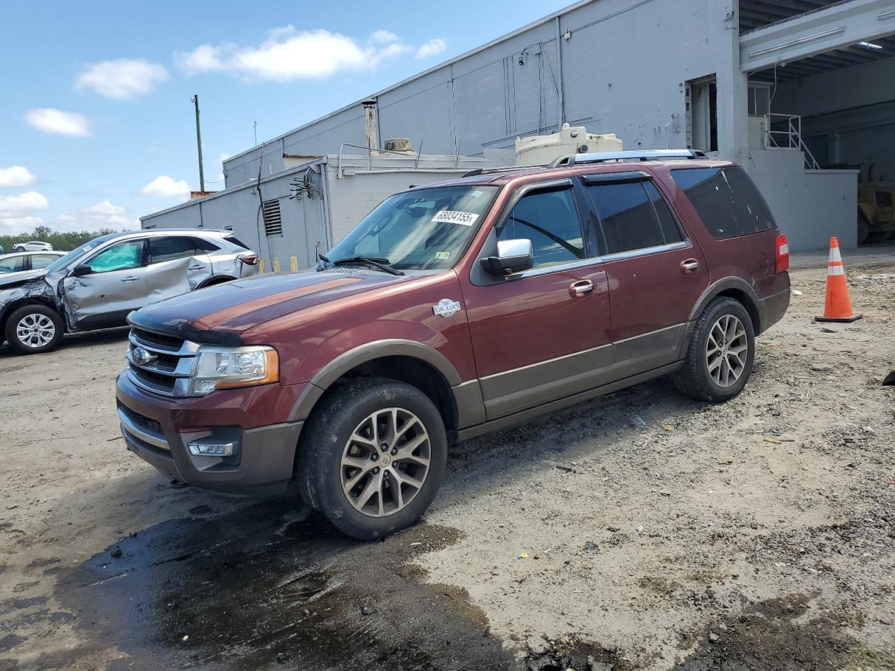 FORD EXPEDITION XLT 2016