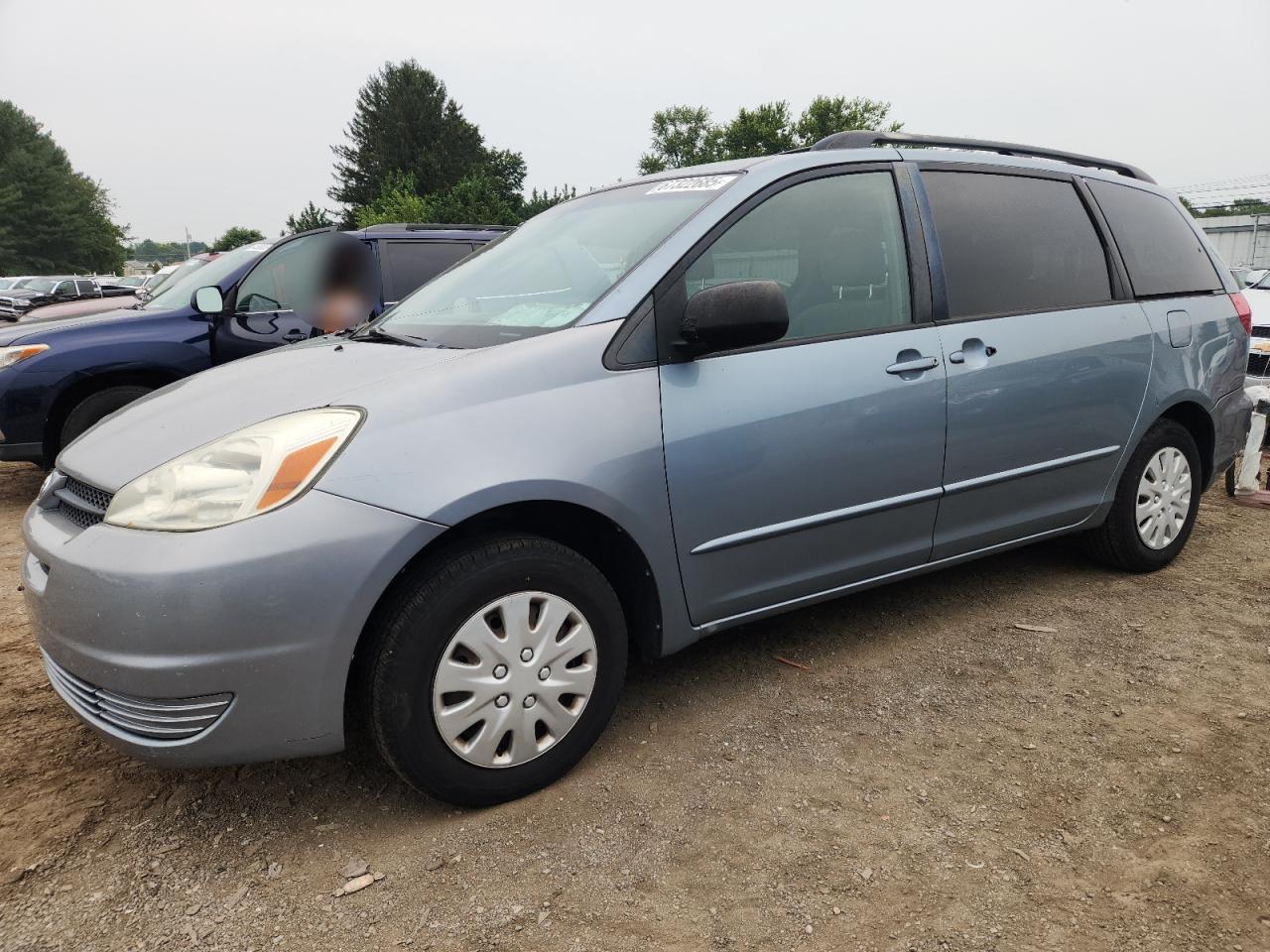 TOYOTA SIENNA CE 2004