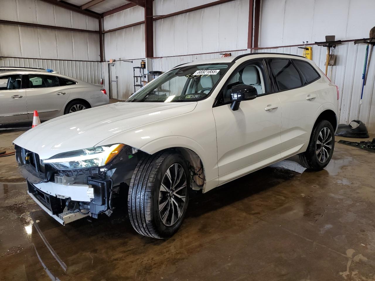 VOLVO XC60 CORE 2025