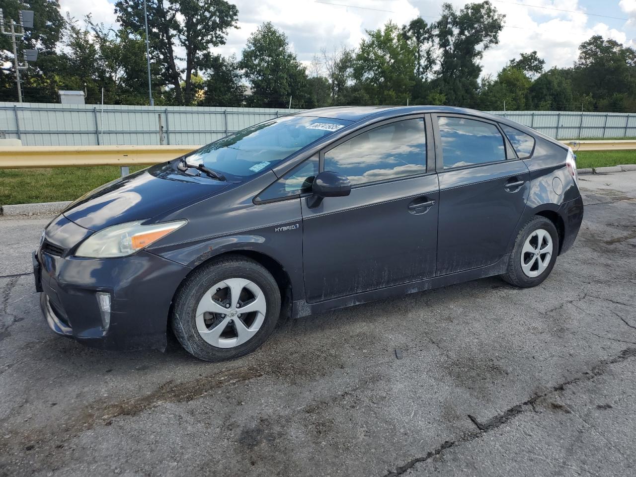 TOYOTA PRIUS 2012