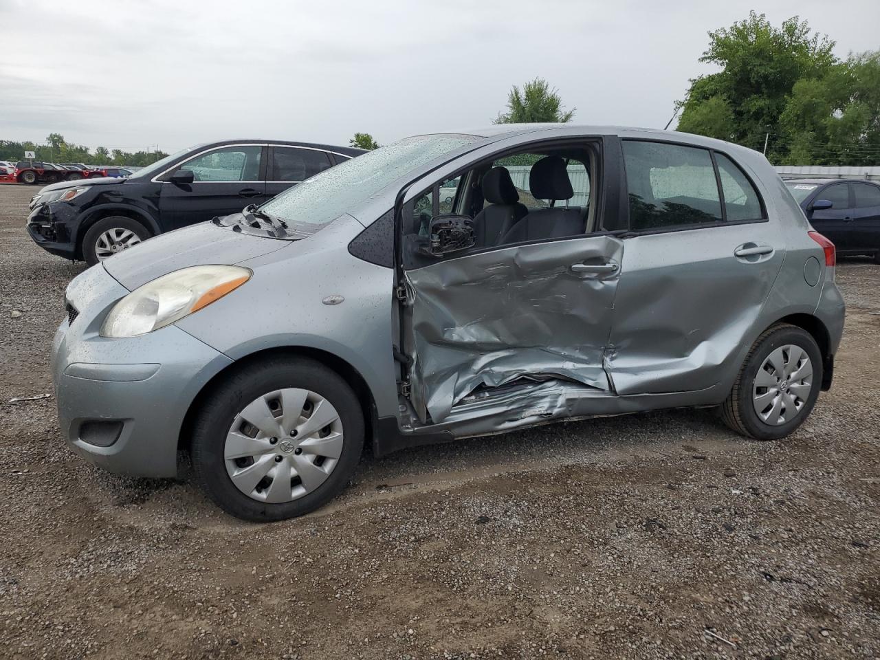 TOYOTA YARIS 2009