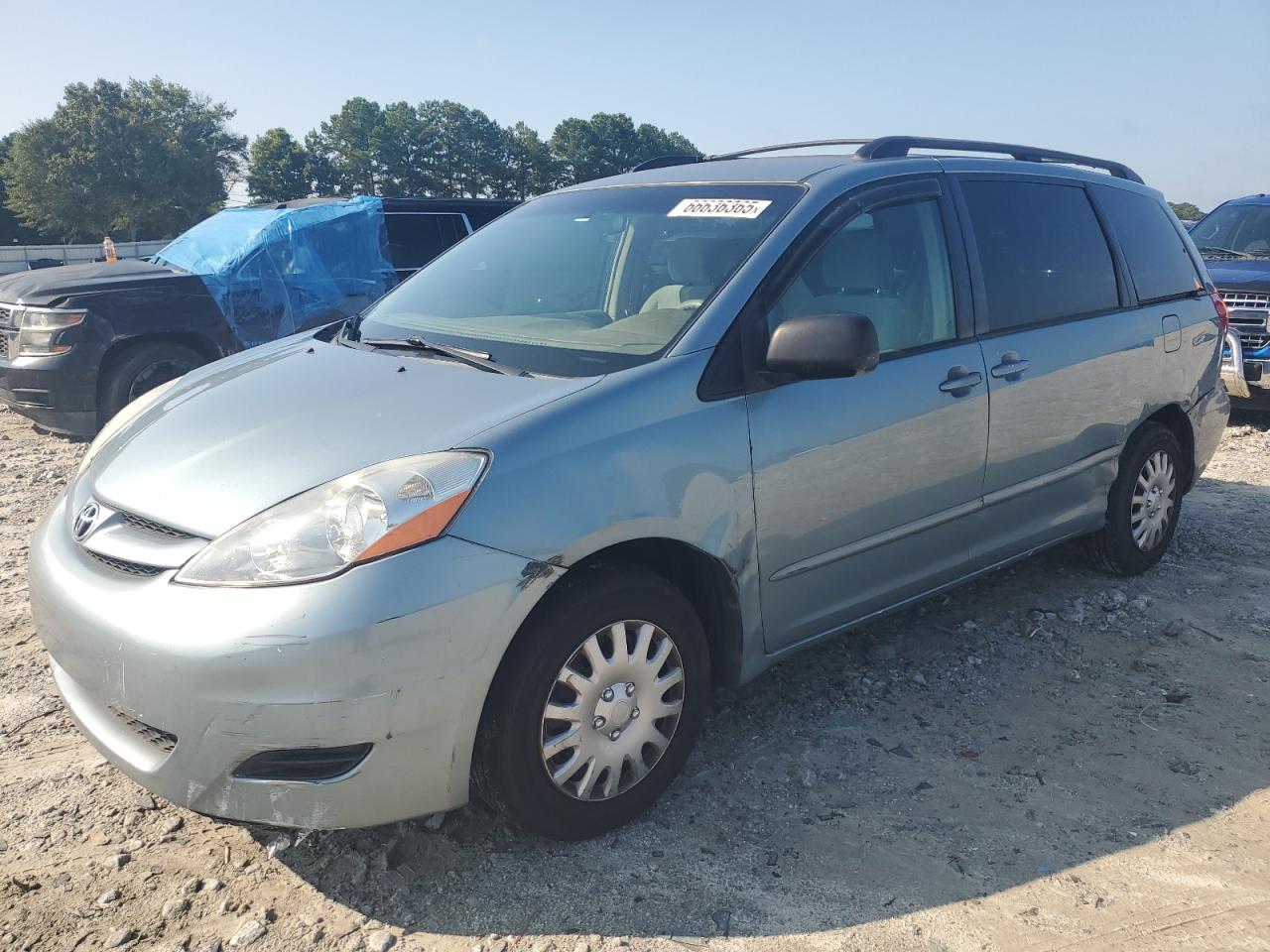 TOYOTA SIENNA CE 2006