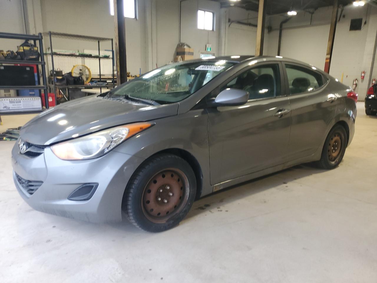 HYUNDAI ELANTRA GL 2013
