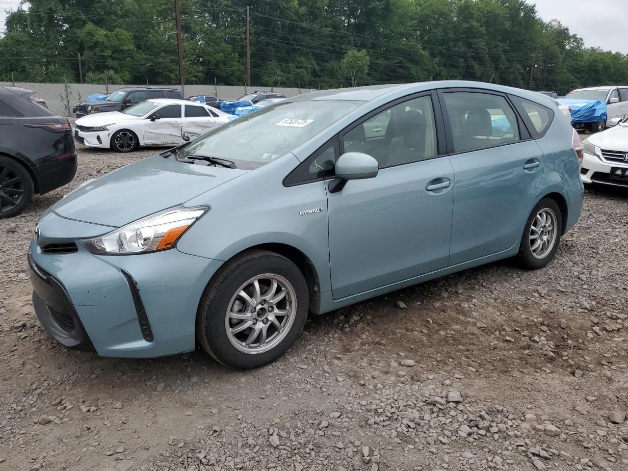 TOYOTA PRIUS V 2015