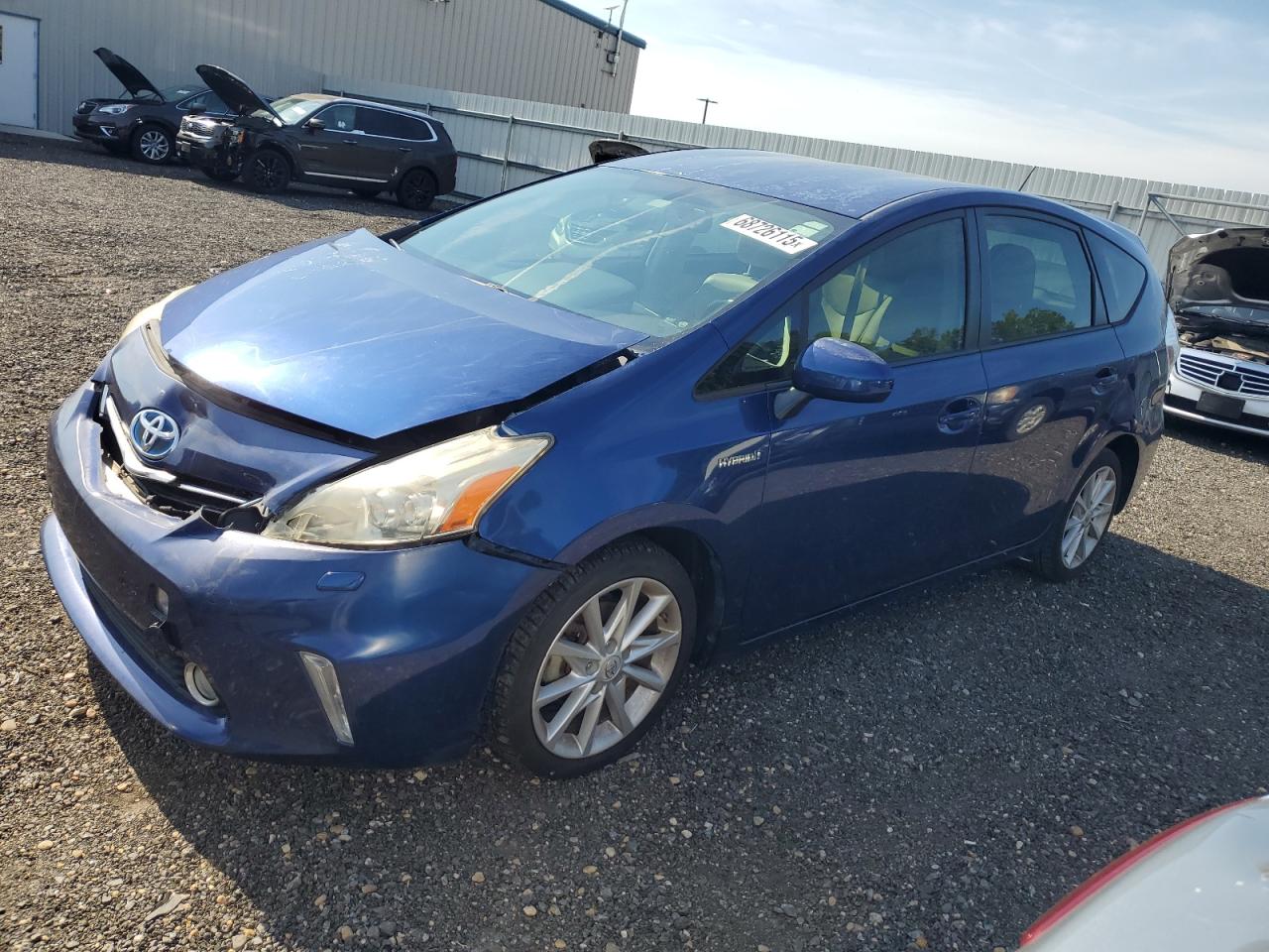 TOYOTA PRIUS V 2013