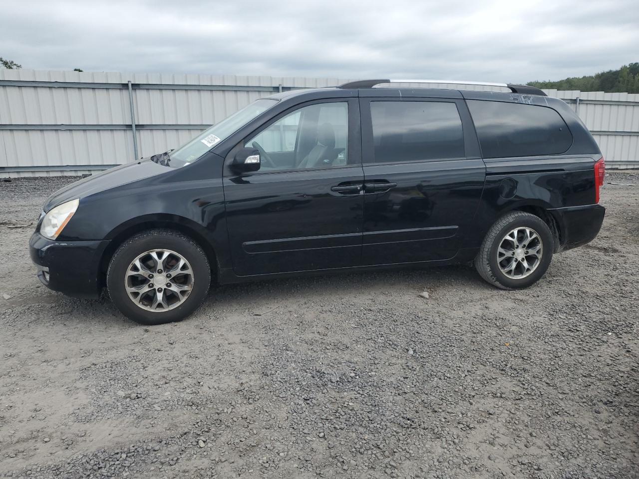 KIA SEDONA LX 2014