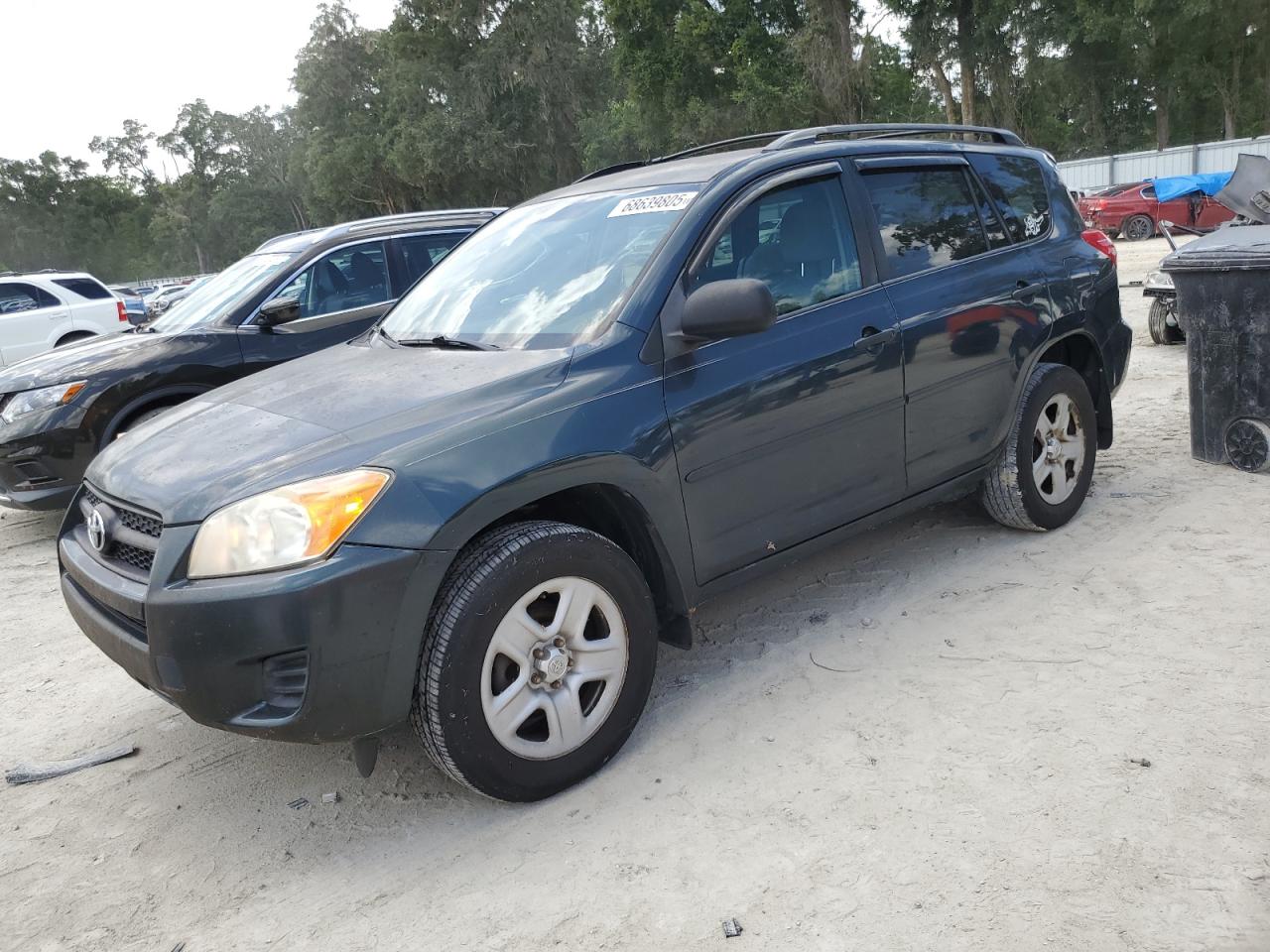 TOYOTA RAV4 2011