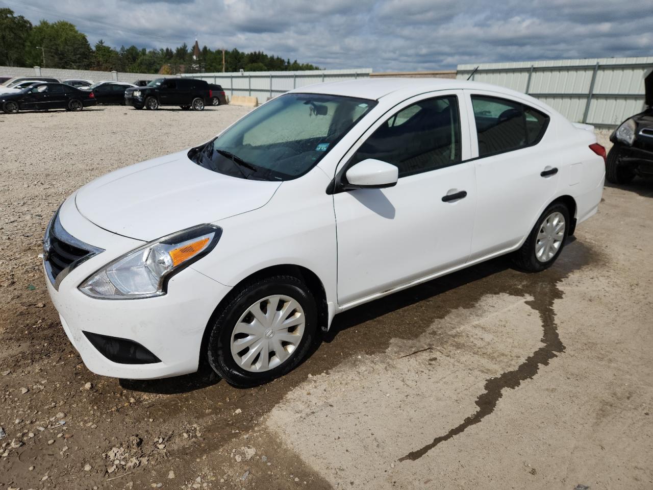 NISSAN VERSA S 2017