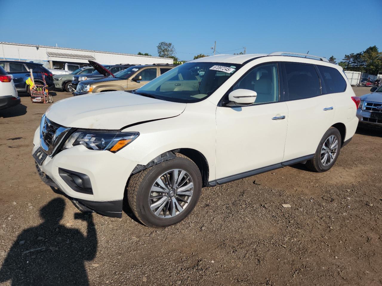 NISSAN PATHFINDER 2018