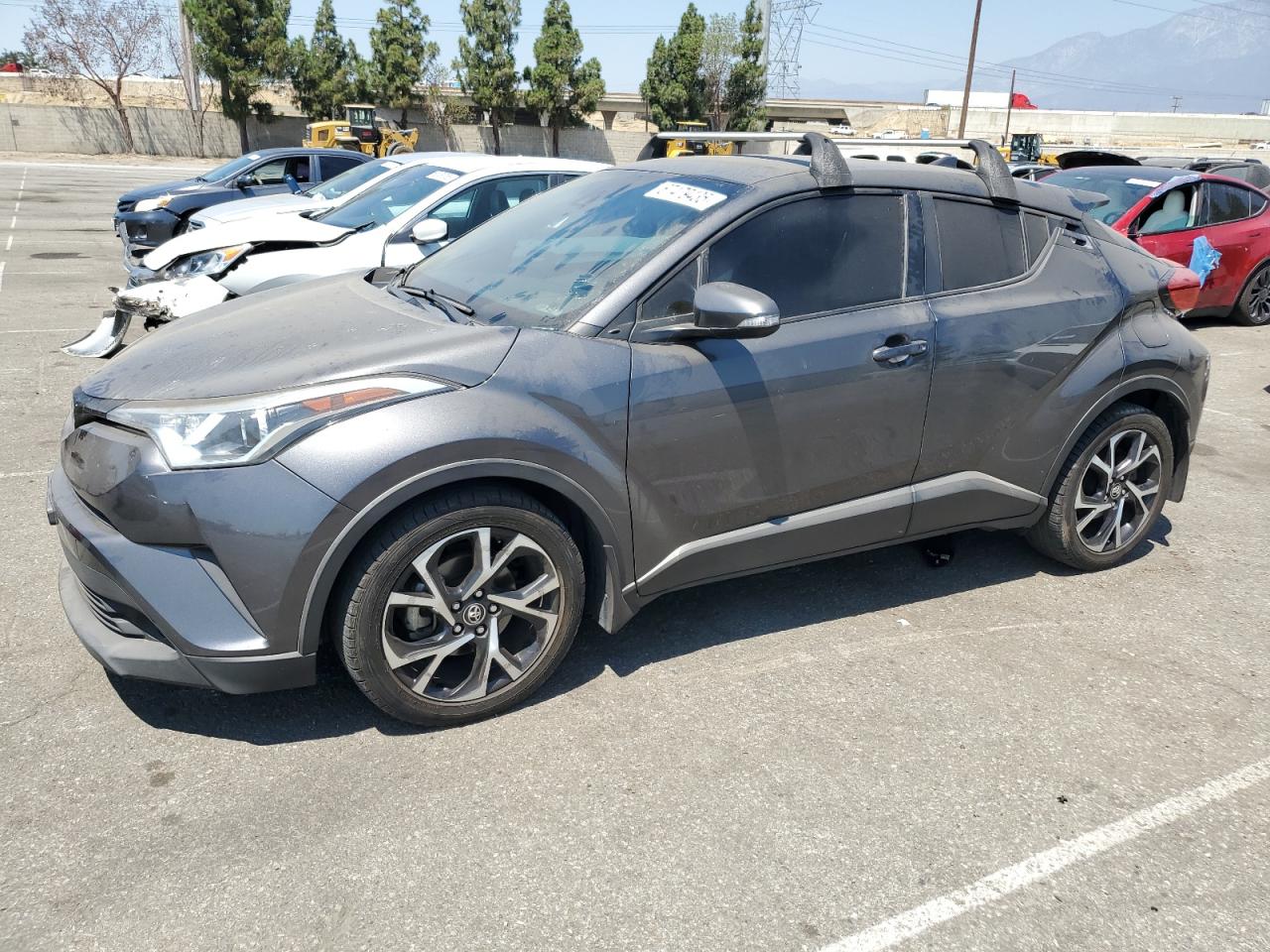 TOYOTA C-HR XLE 2018