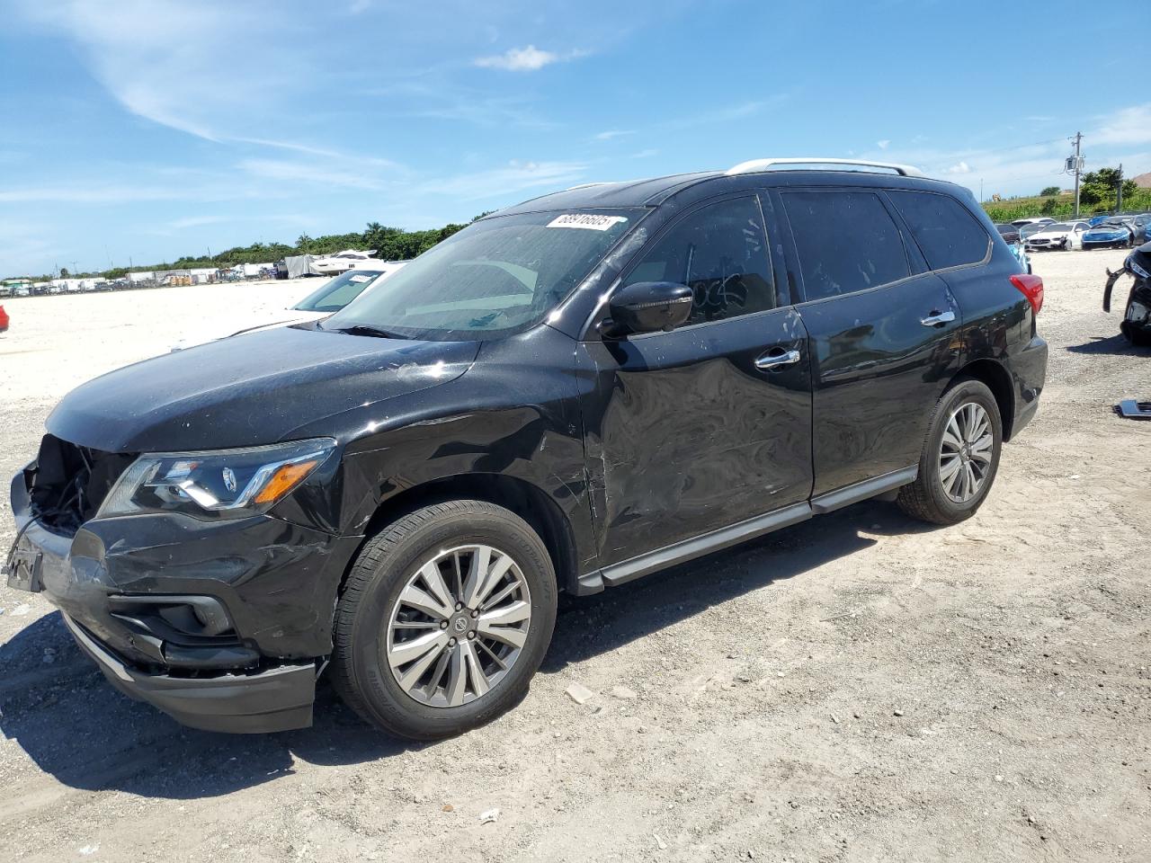 NISSAN PATHFINDER 2019