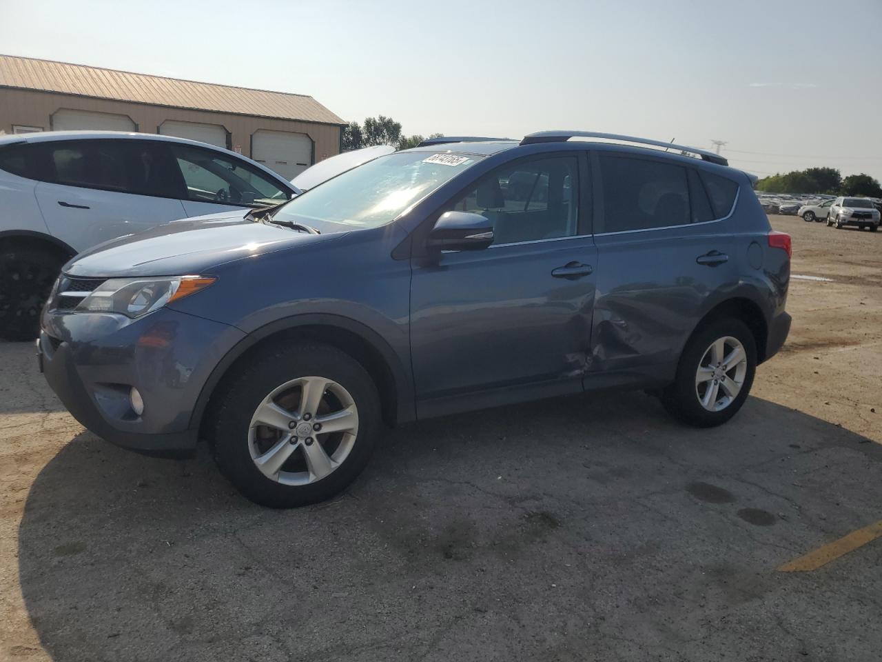 TOYOTA RAV4 XLE 2013