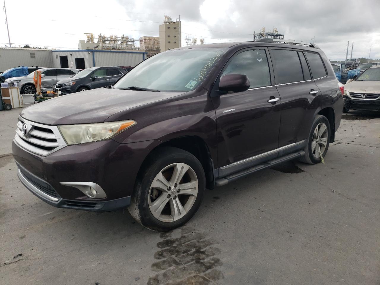 TOYOTA HIGHLANDER 2013