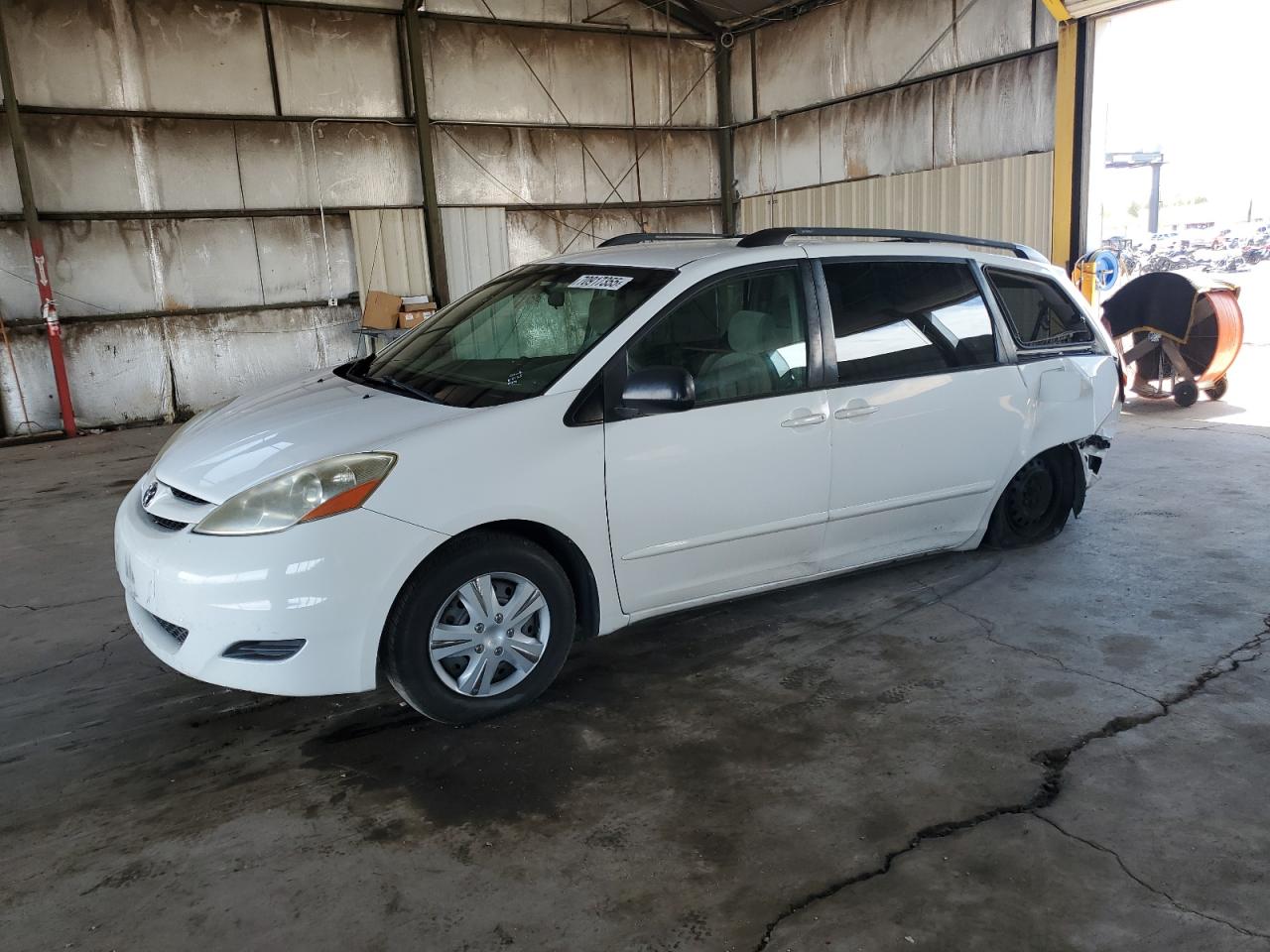 TOYOTA SIENNA CE 2007