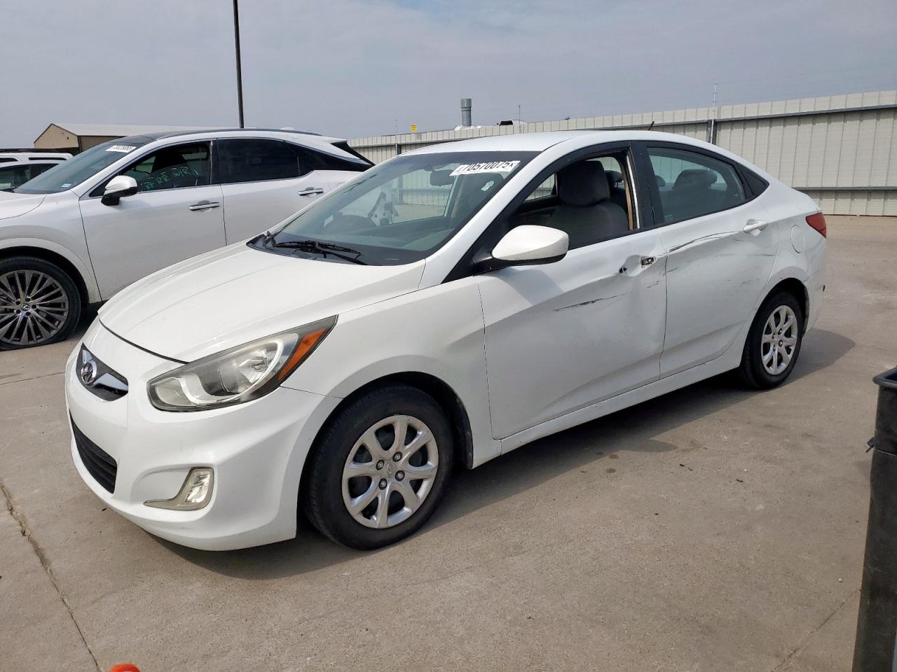 HYUNDAI ACCENT GLS 2014