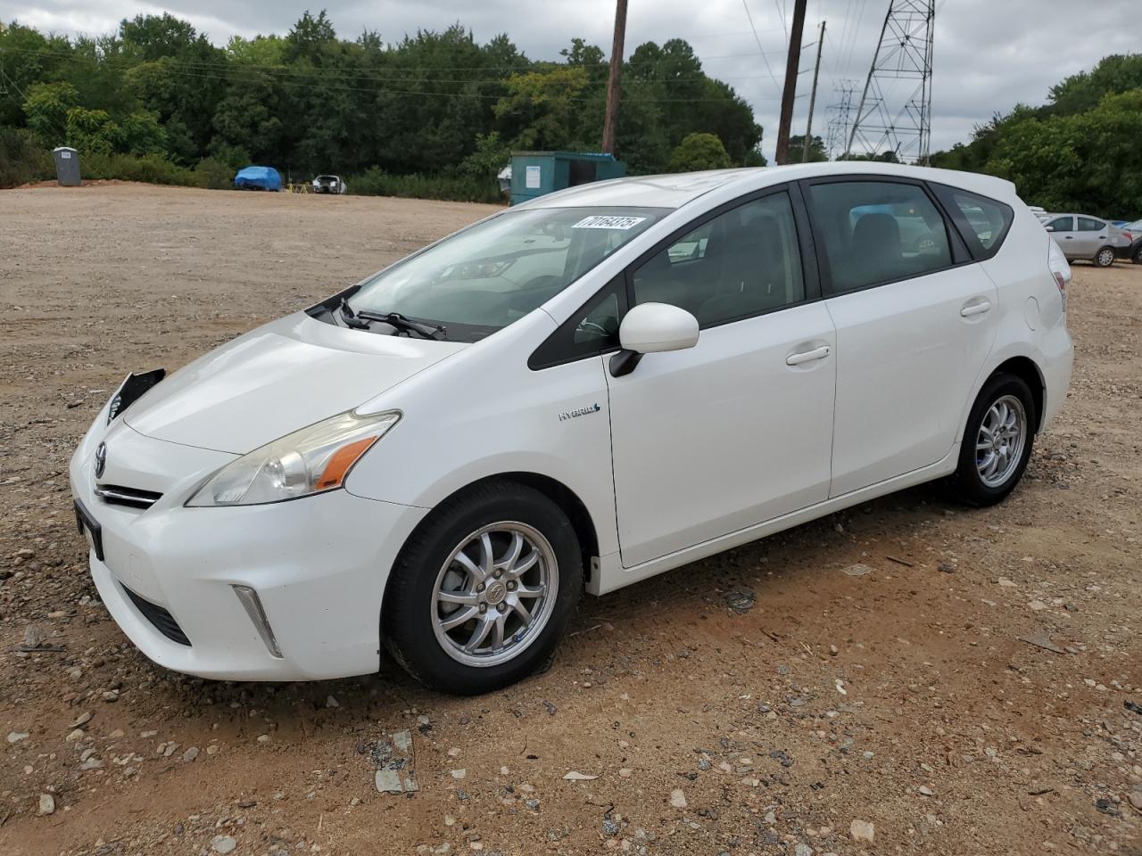 TOYOTA PRIUS V 2012
