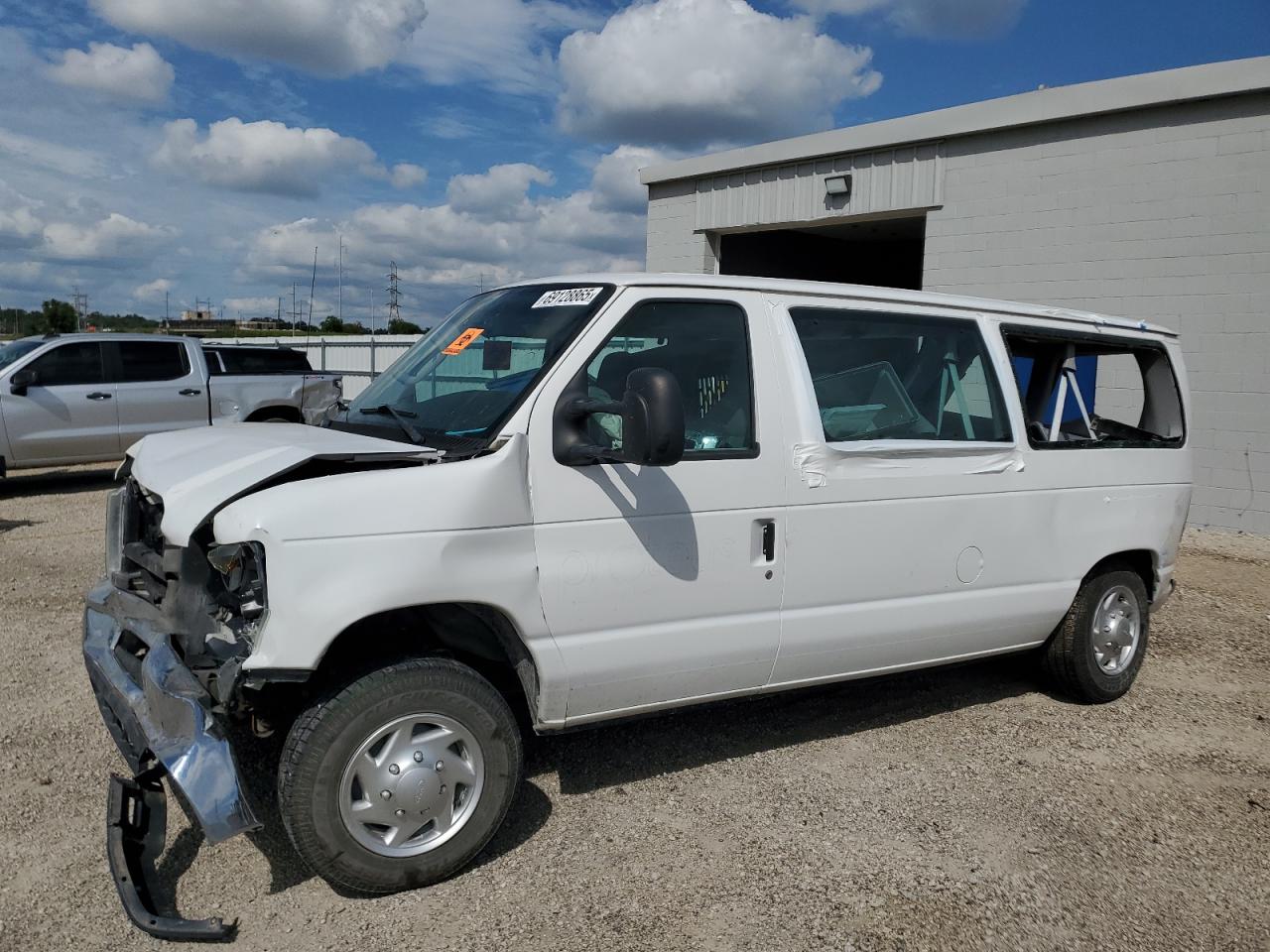 FORD ECONOLINE 2011