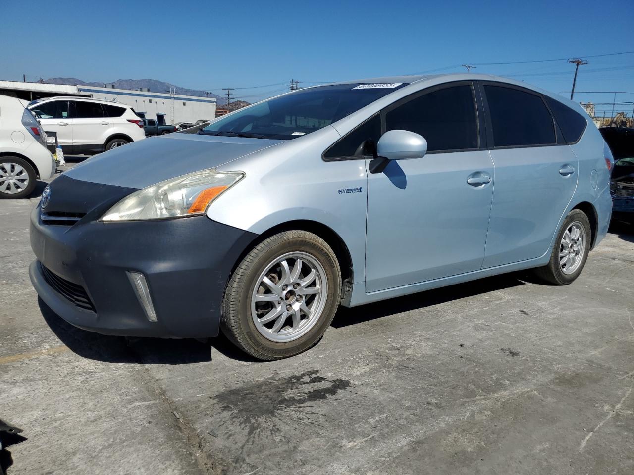 TOYOTA PRIUS V 2012