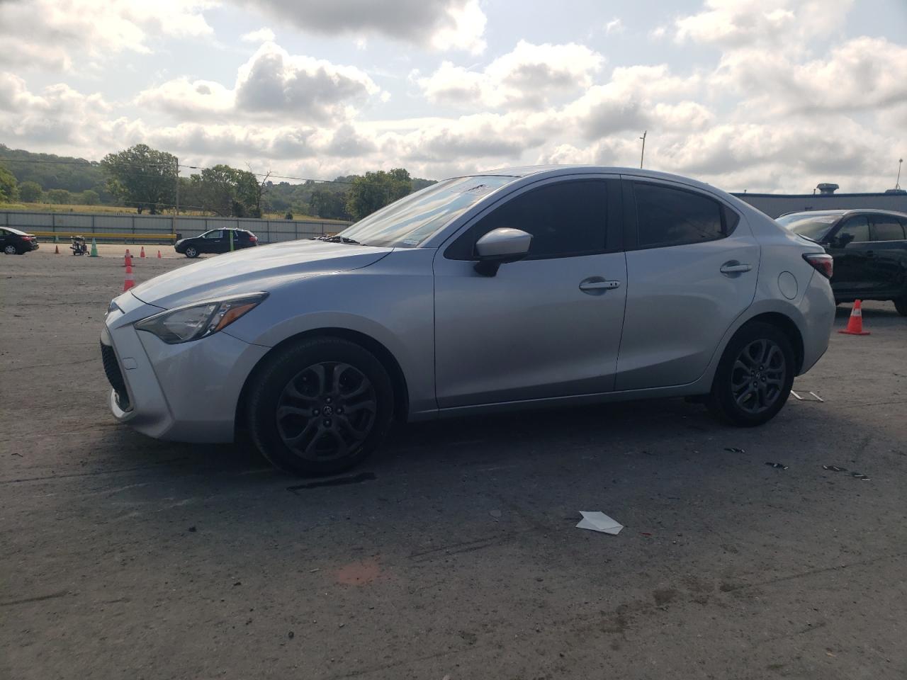 TOYOTA YARIS L 2019