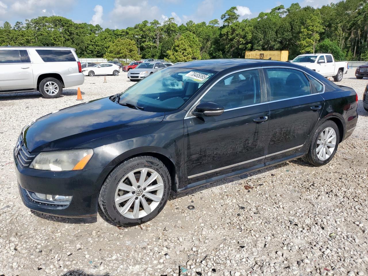 VOLKSWAGEN PASSAT 2012
