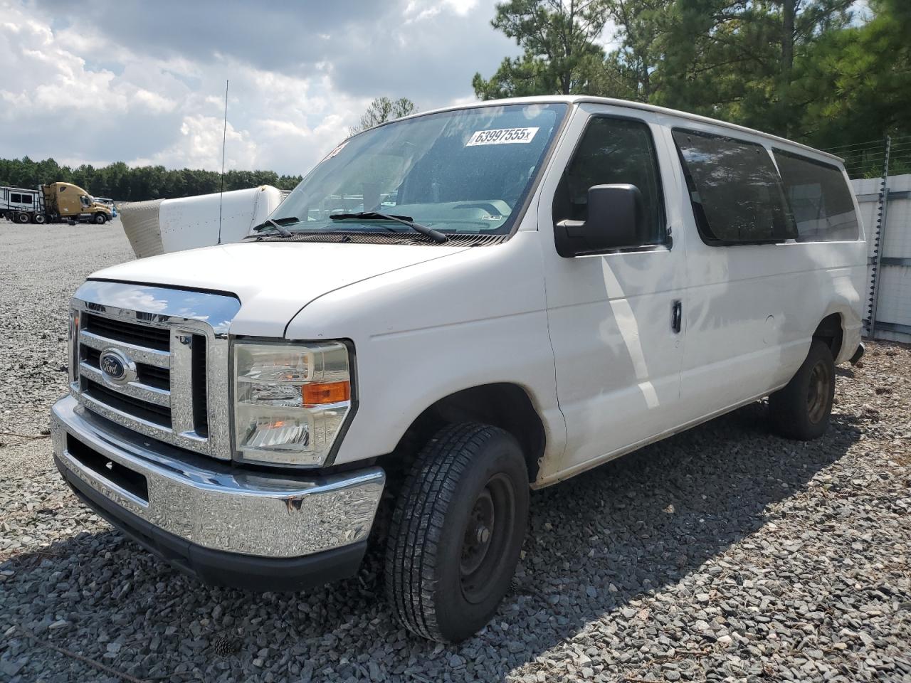 FORD ECONOLINE E350 SUPER DUTY WAGON 2011