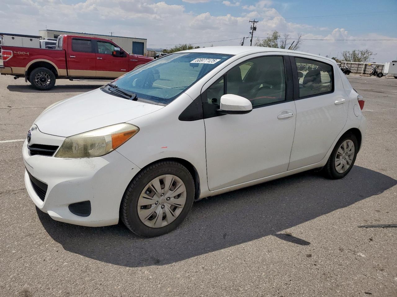 TOYOTA YARIS 2014