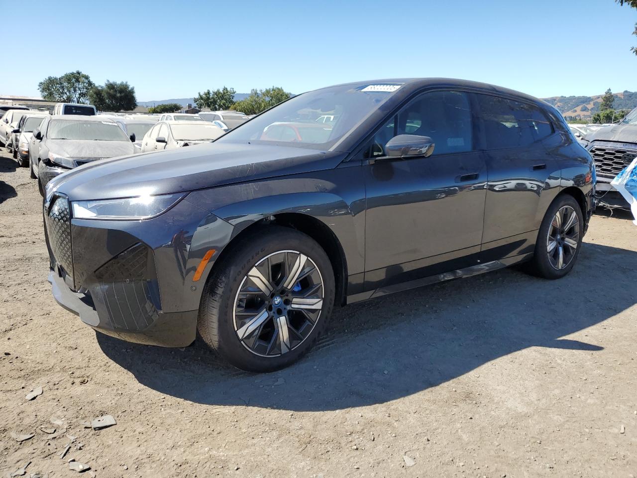 BMW IX XDRIVE5 2025