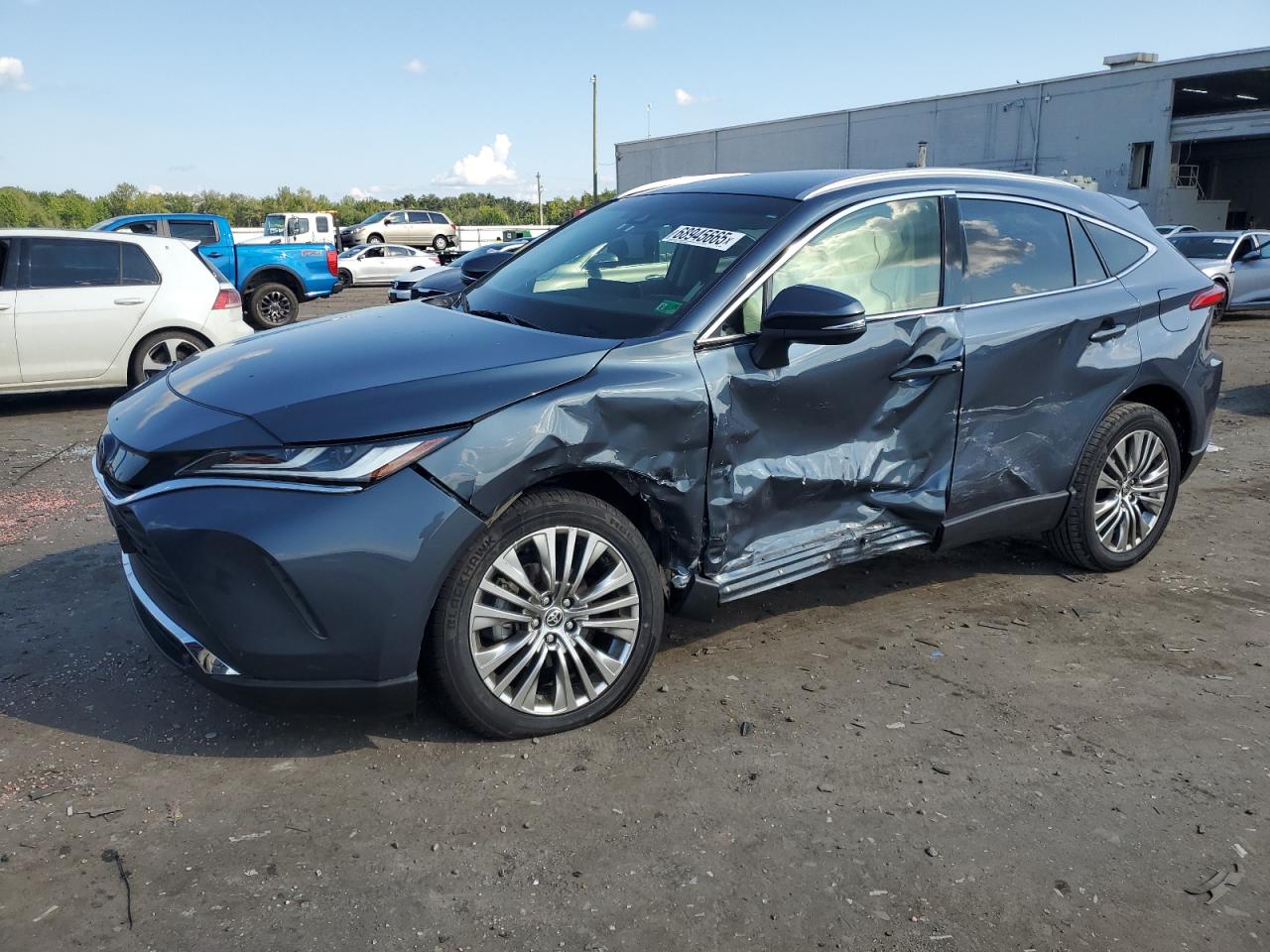 TOYOTA VENZA LE 2022