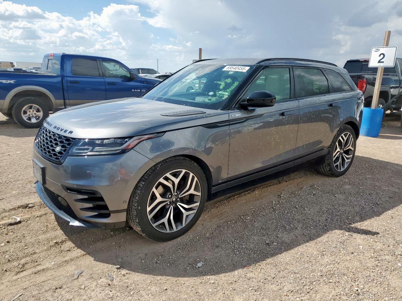 LAND ROVER RANGE ROVER VELAR R-DYNAMIC HSE 2018