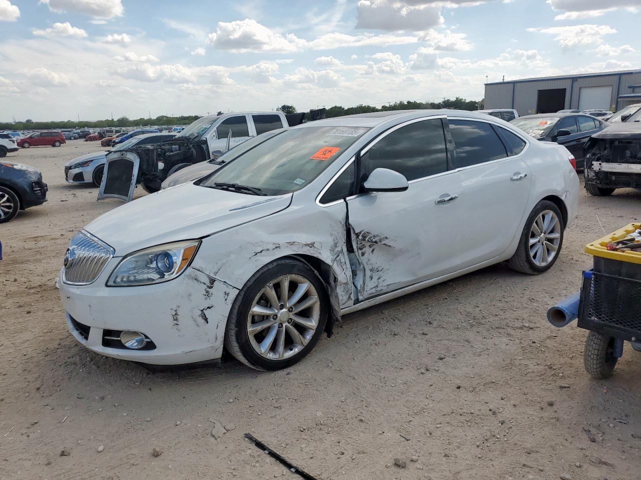 BUICK VERANO 2016