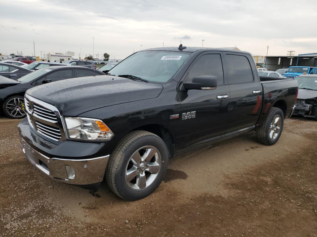RAM 1500 SLT 2017