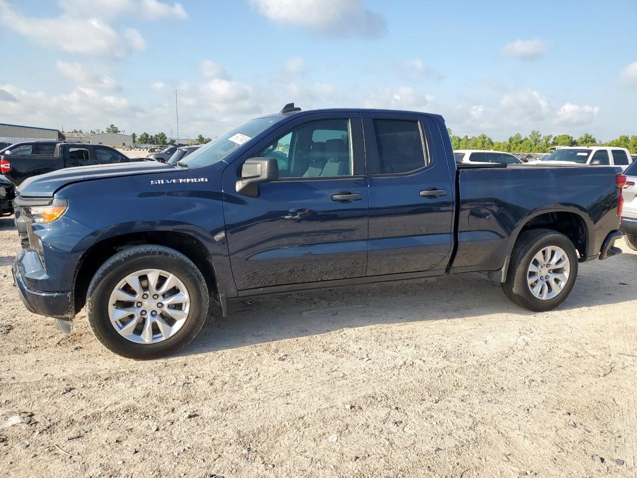 CHEVROLET SILVERADO 2022