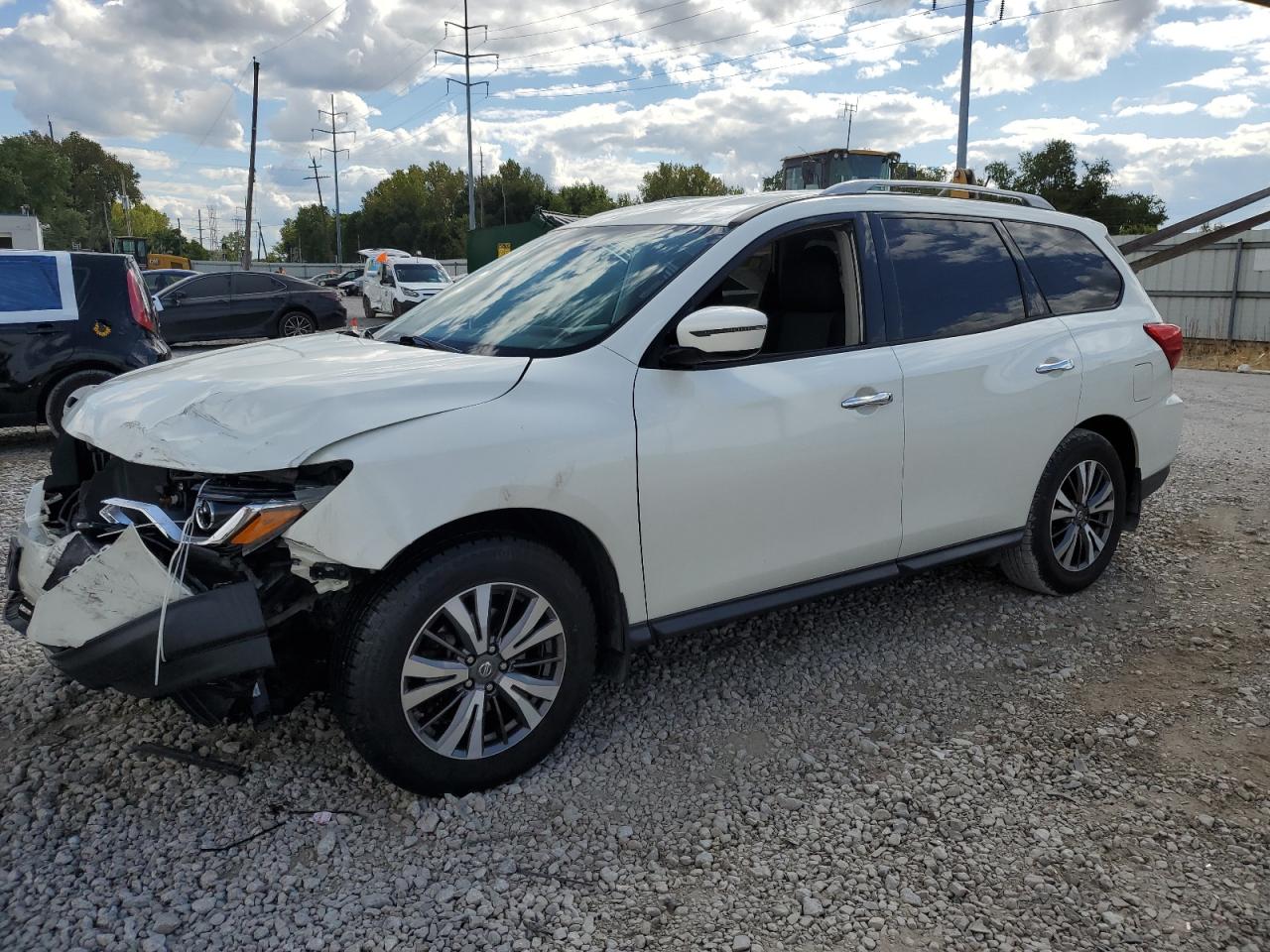 NISSAN PATHFINDER 2017